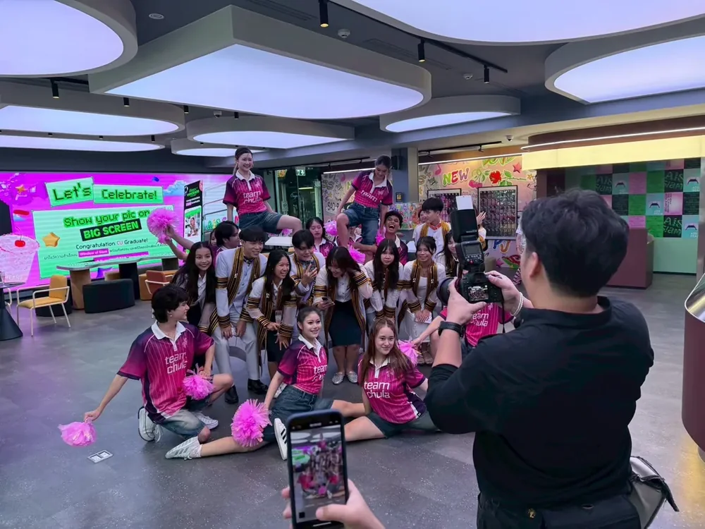 Photo activity and screens at the AIS Siam graduation event